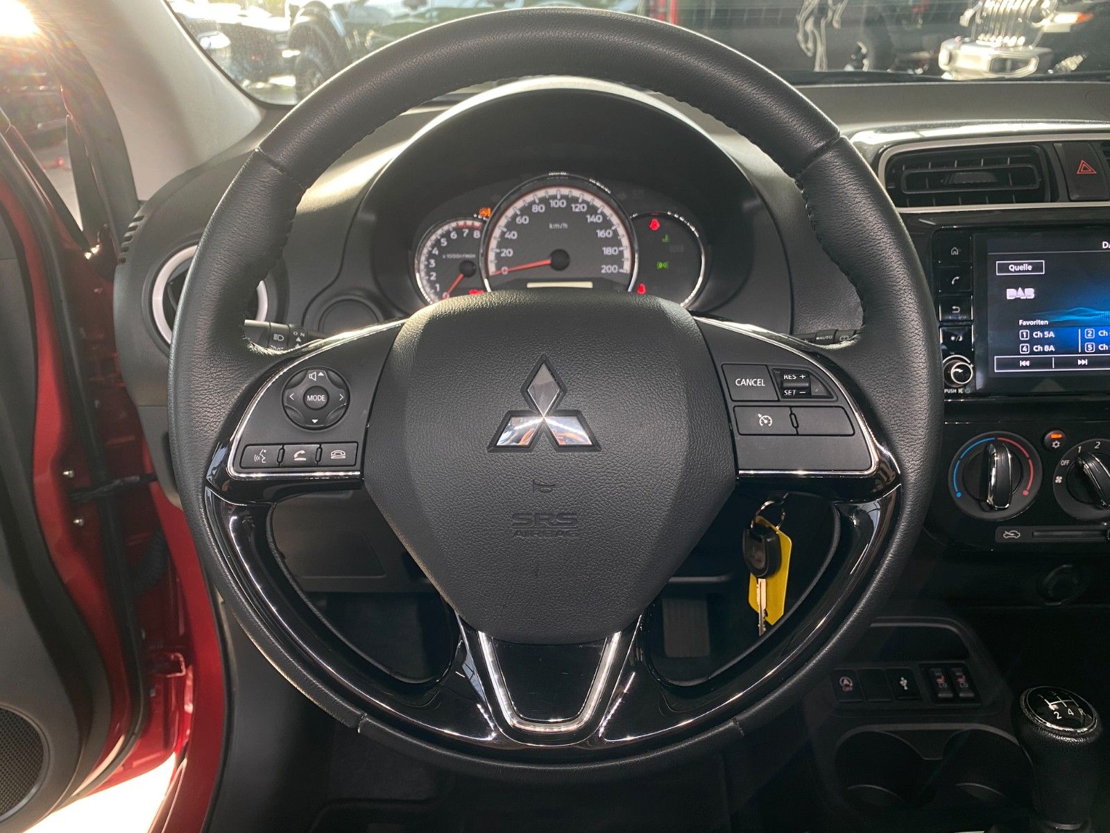 Fahrzeugabbildung Mitsubishi Space Star 1,2 Select Plus + Kamera Tempomat Top