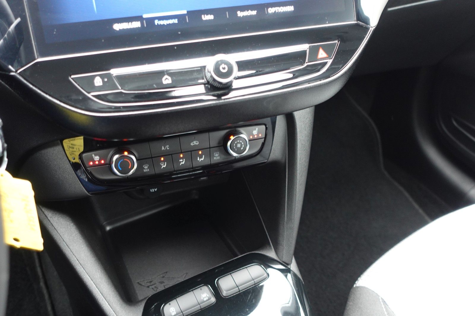 Fahrzeugabbildung Opel Corsa 1.2 Edition Automatik Allwetter,PDC,Kamera