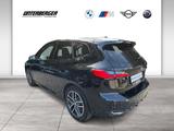 BMW 220i Active Tourer M Sportpaket-Comfort Aktivsit - : Allradantrieb, Kleinbus