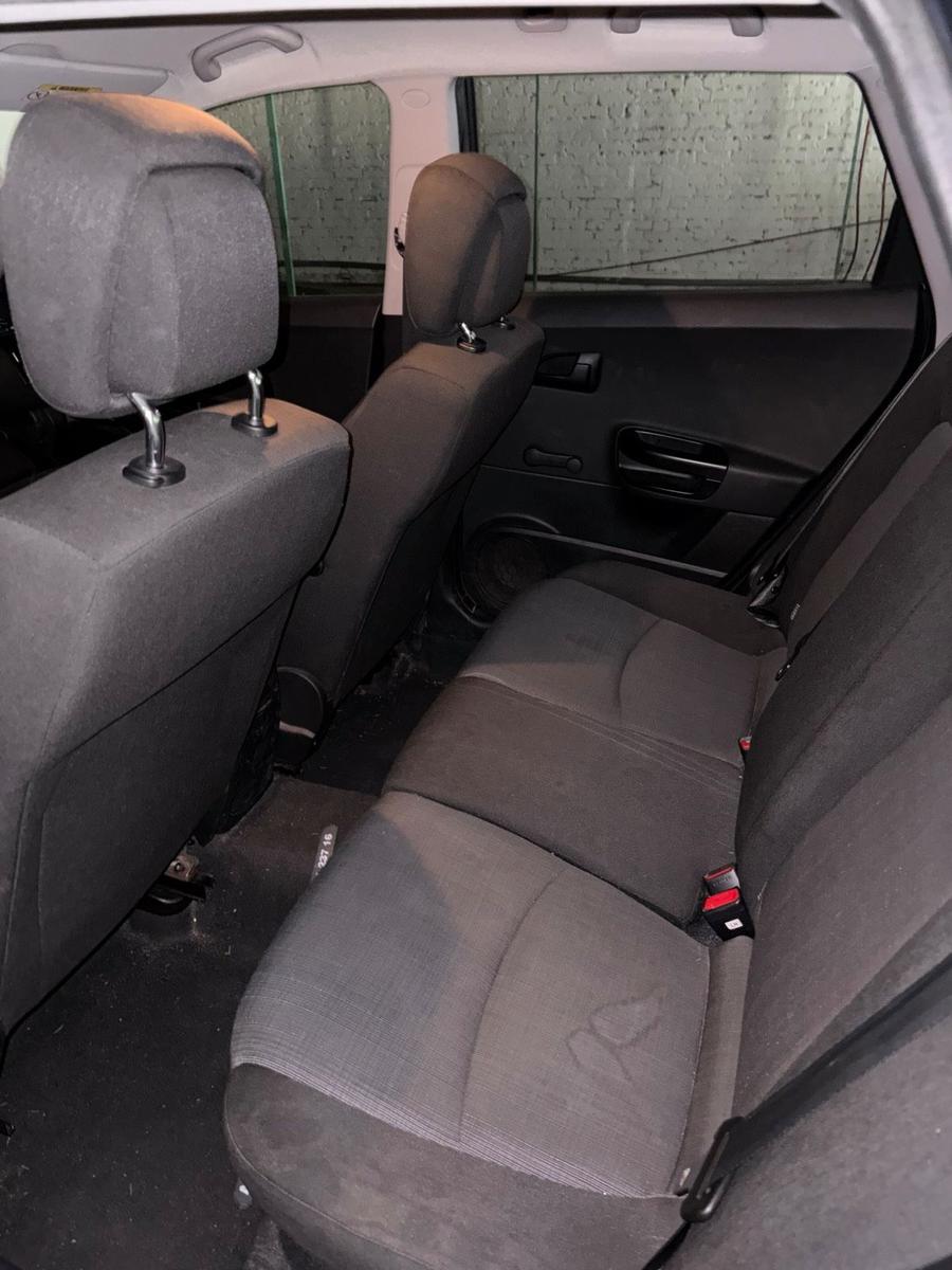 Kia cee'd 2011 — photo 6