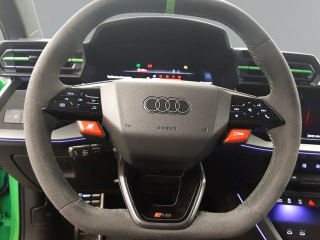 Fahrzeugabbildung Audi RS 3 Sportback Matrix SONOS Pano HUD 280kmh