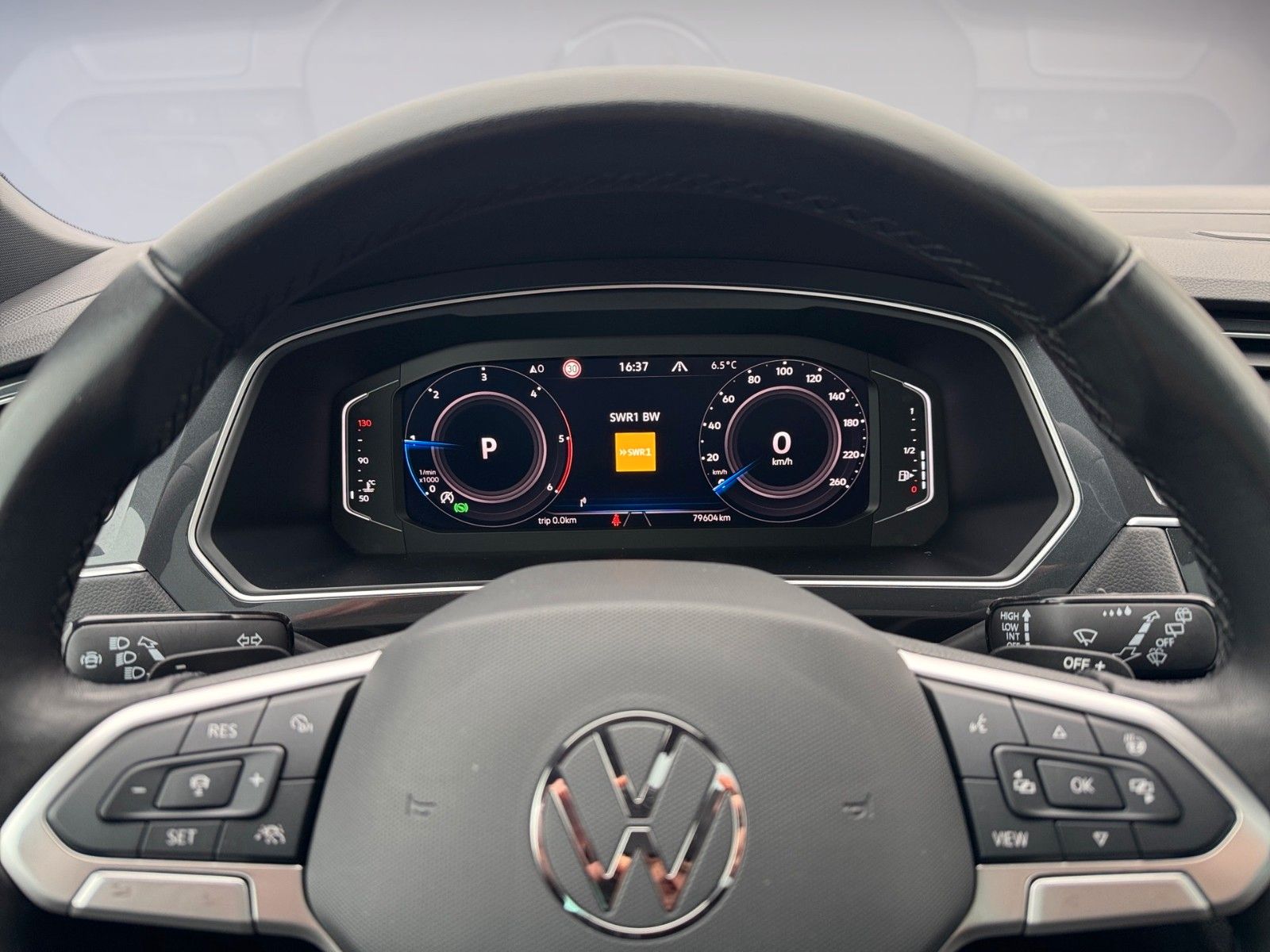 Fahrzeugabbildung Volkswagen Tiguan Elegance 4Motion 2.0 TDI