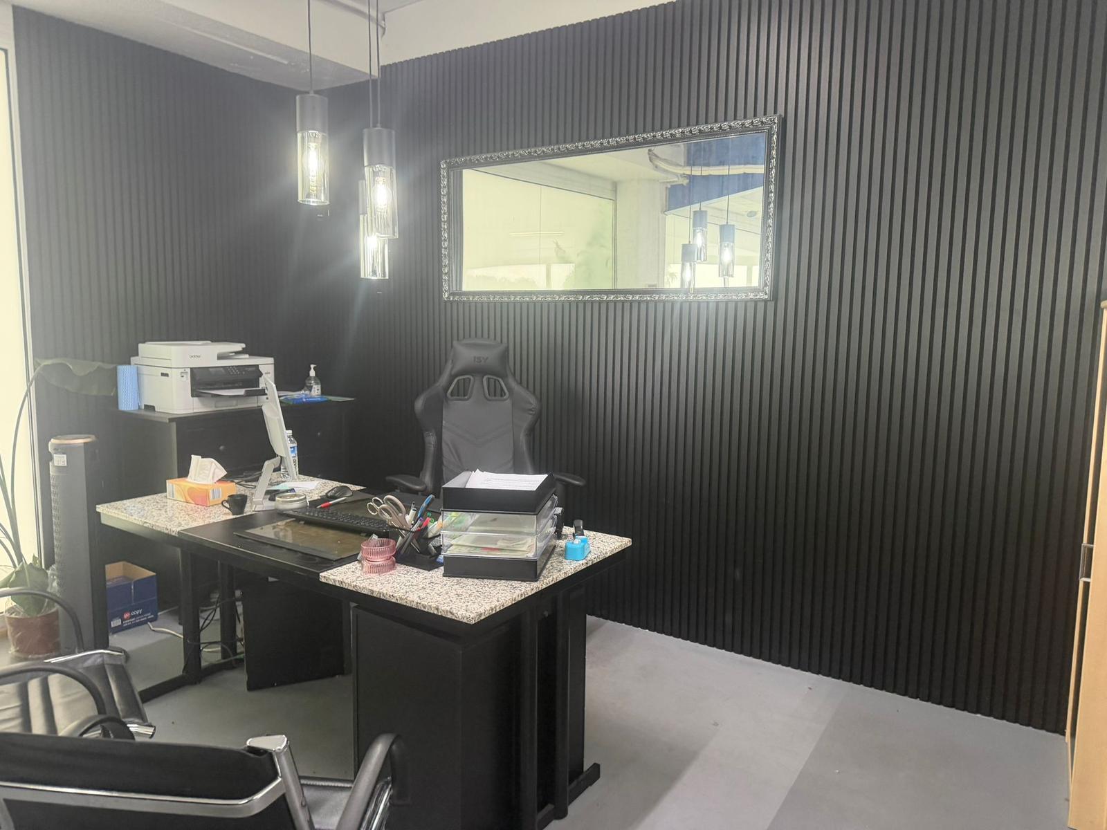 showroom-image-bottom