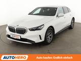 BMW 5er 520i Mild-Hybrid Aut.*NAVI*HUD*LED*PLA*360* - BMW: Weiß, 3er
