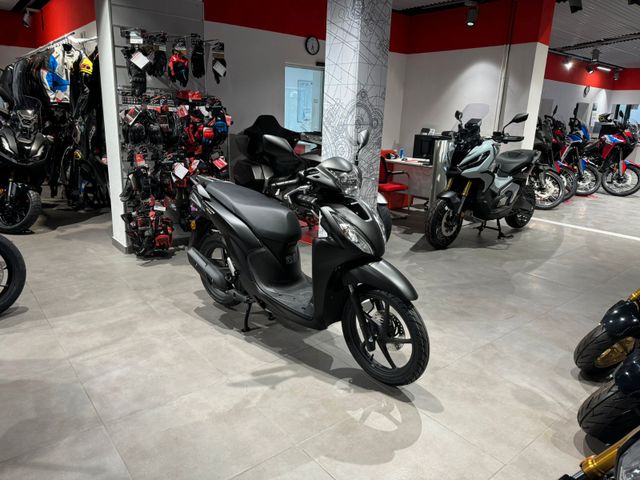 Honda Vision 110 Galaxy Black *Demobike*