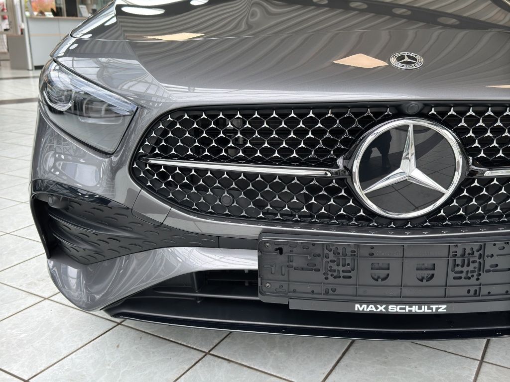 Fahrzeugabbildung Mercedes-Benz A 200 AHK*Navi*Fernlichtass.*LED*PDC*Sportp.*AUT