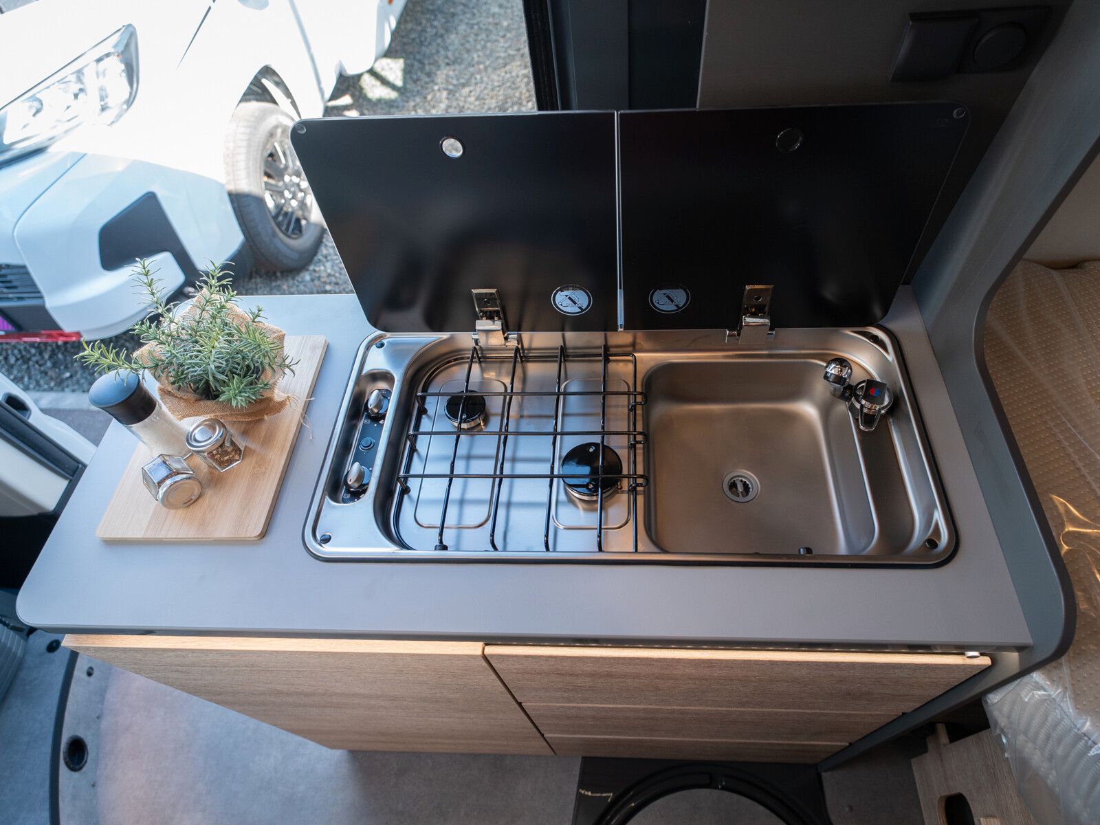 Fahrzeugabbildung Dethleffs Globetrail 540 DR Fiat Dieselheizung