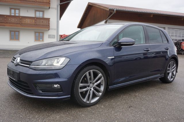 Volkswagen Golf VII Lim. Cup BMT/R-Line/AHK/Xenon/Pano.