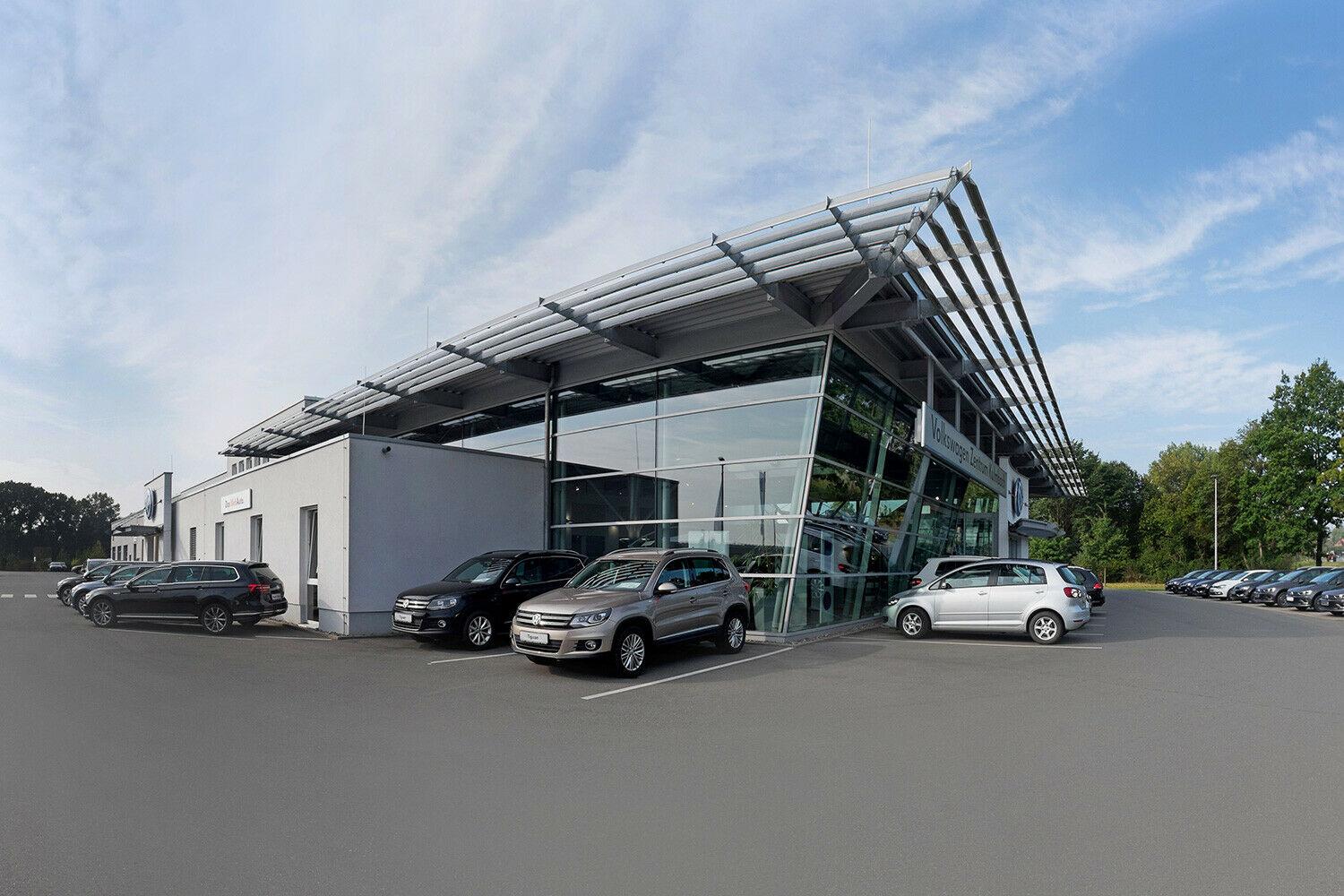 showroom-image-top