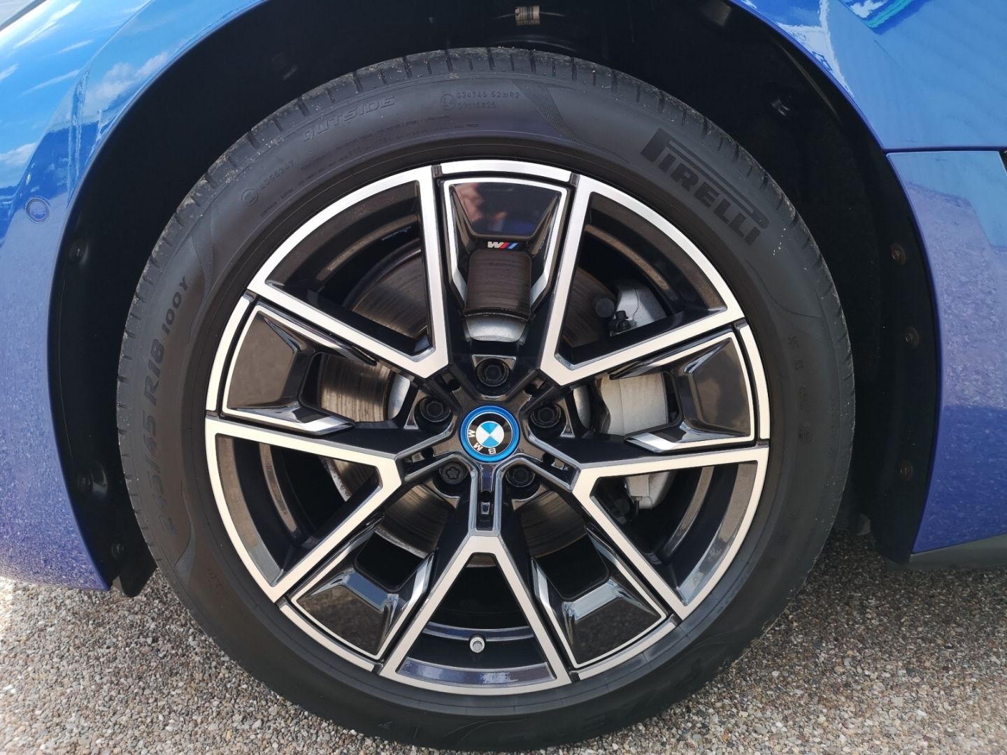 BMW i4 eDrive 40 M Sport LASER KLIMAAUTO NAVI SHZ foto 22