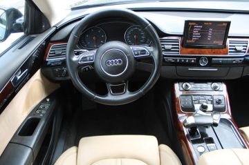Audi A8 - 11