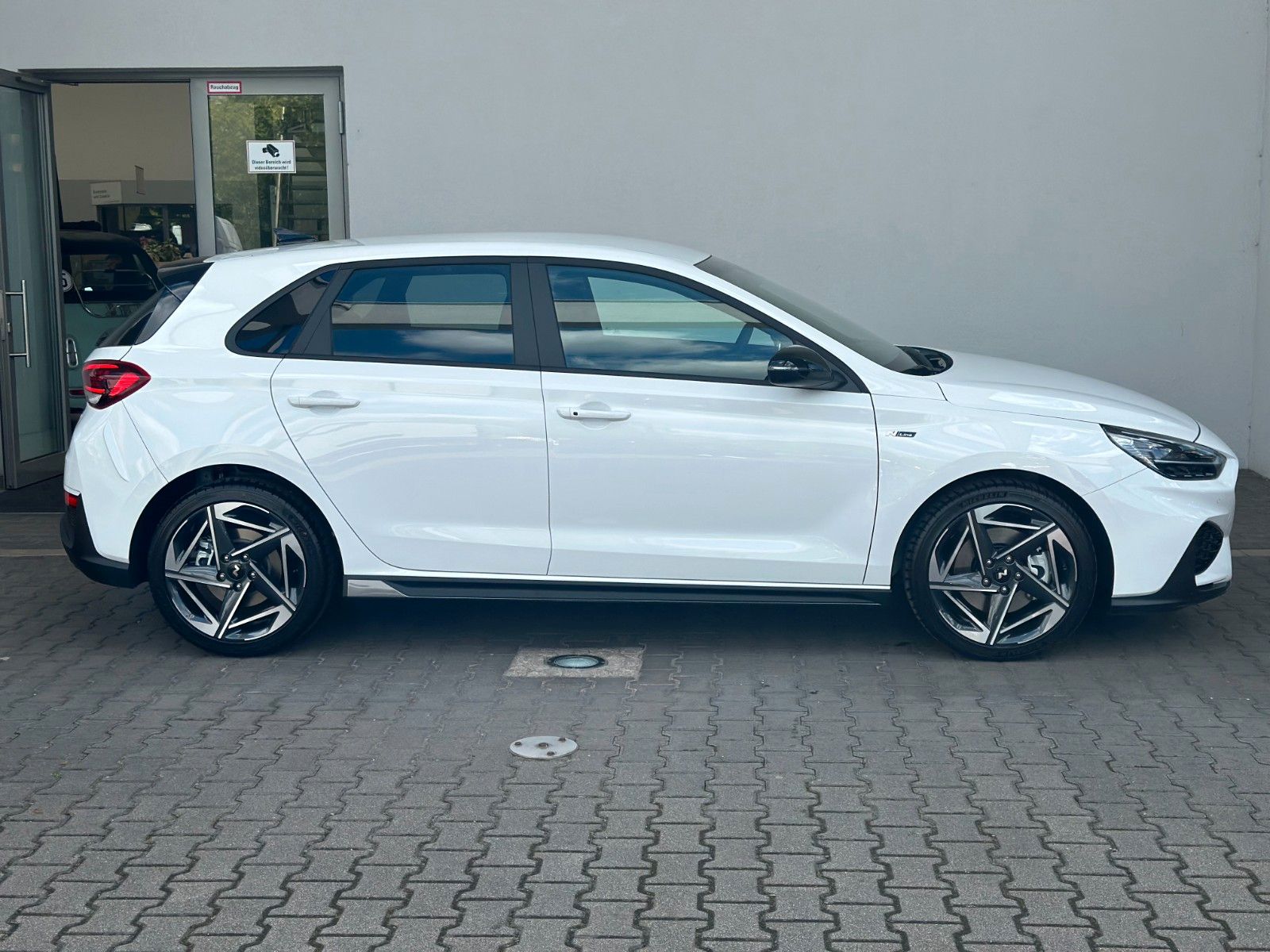 Fahrzeugabbildung Hyundai i30 N-Line MY25 Navi/SHZ/Sitzpaket!
