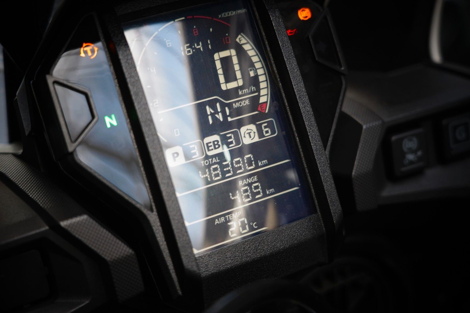 Fahrzeugabbildung Honda CRF 1000 Africa Twin Adventure Koffer