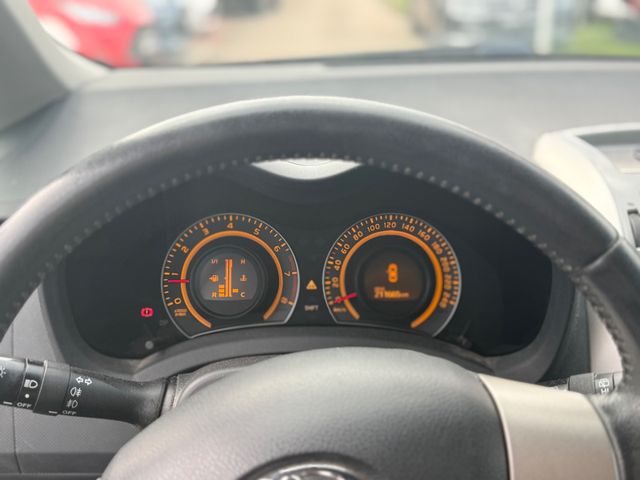 Toyota Auris Luna