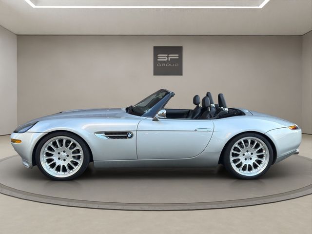 BMW Z8 Roadster-4.9 Ltr. 400PS-LEDER-MÜNCHEN