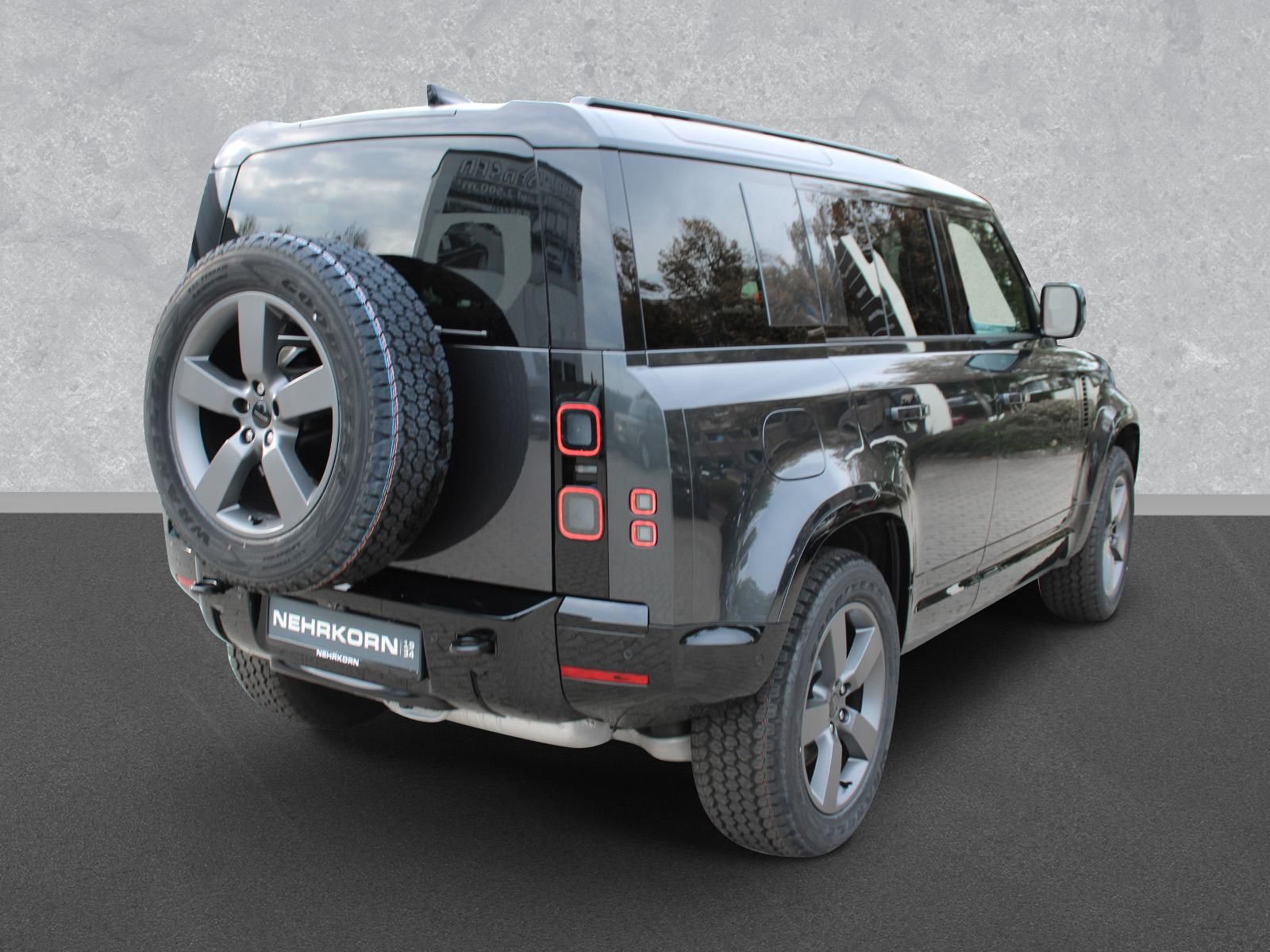 Fahrzeugabbildung Land Rover Defender 110 D350 X-Dynamic HSE