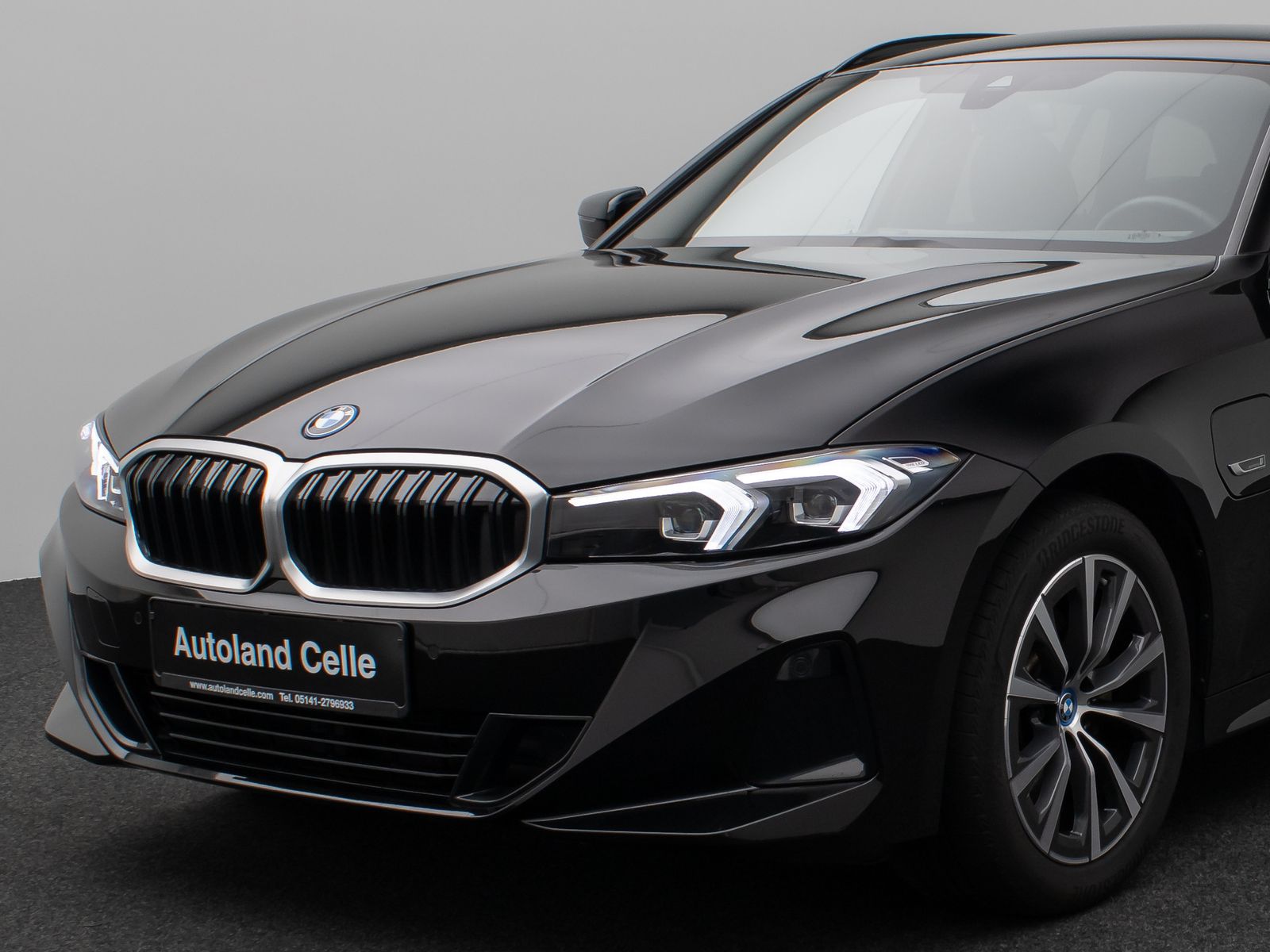 Fahrzeugabbildung BMW 320e DAB Widscreen Lordos Geschwindigkeitsreg