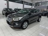 Ford Kuga 1.5TDCI Busines UNICO PROPRIETARIO!!!!! - Ford Kuga mit Halbautomatikschaltung