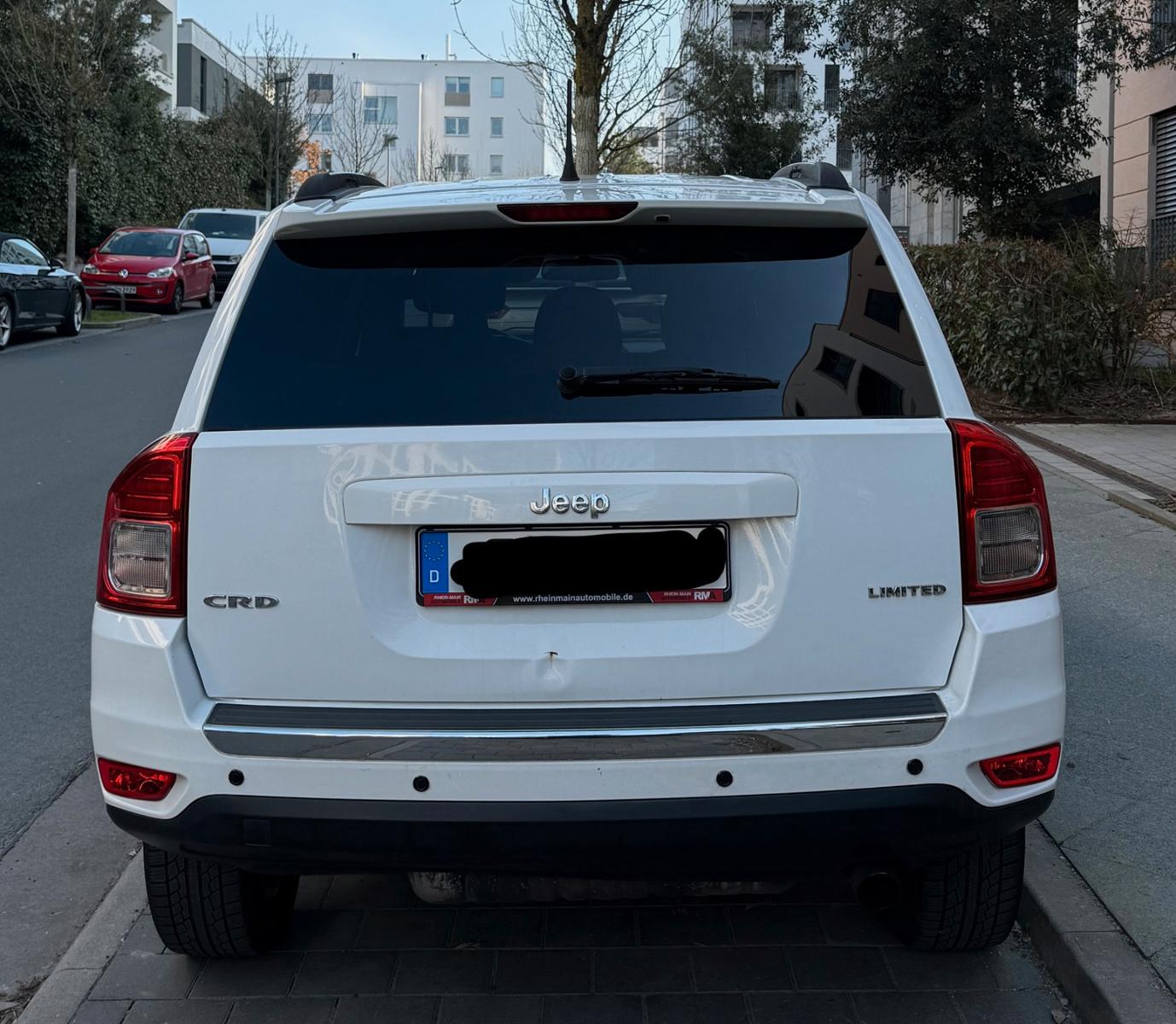 Jeep Compass 2011 — interior