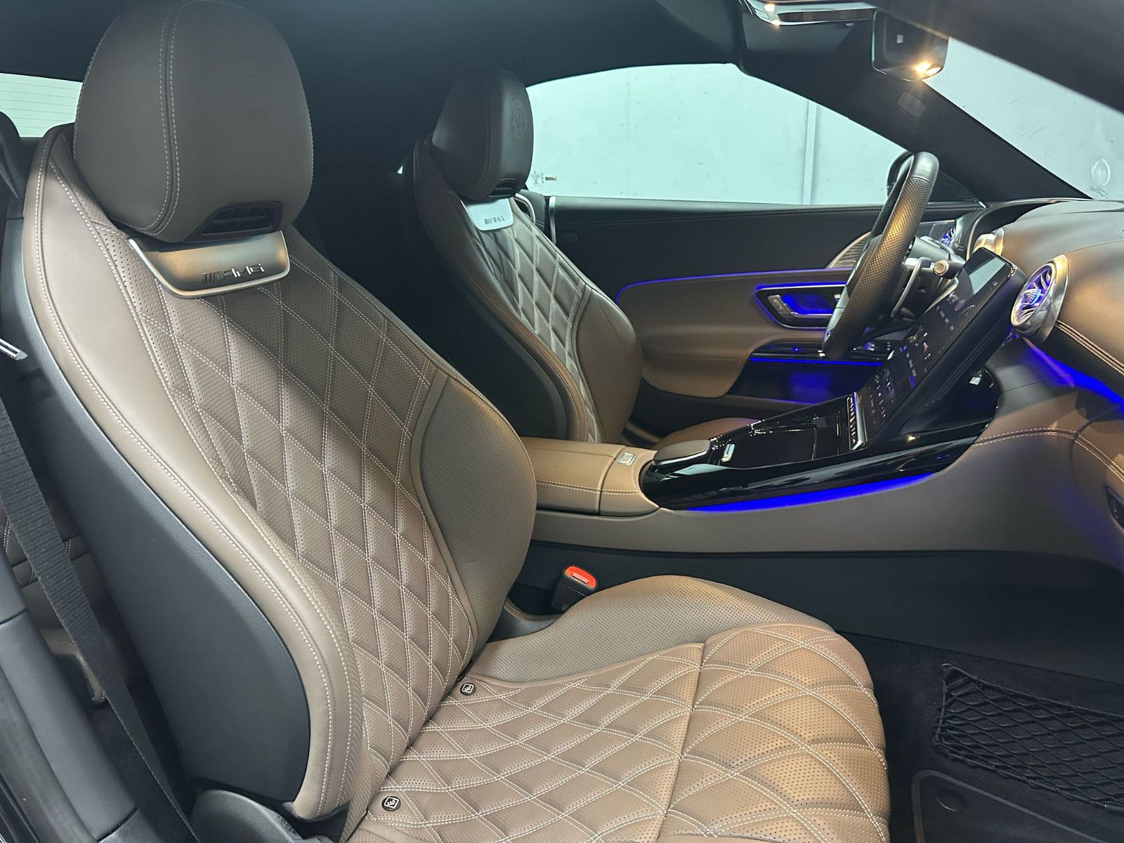 Fahrzeugabbildung Mercedes-Benz SL 63 4MATIC+ *MANUFAKTUR*NIGHT*LIFTSY*HEADUP*