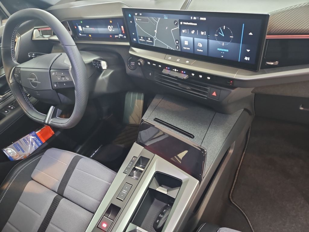 Fahrzeugabbildung Opel Grandland 1.2 DI Hybrid 48 V Automatik GS