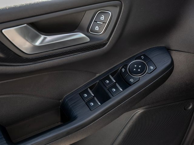 Ford Kuga 2.5 Plug-In Hybrid ST-Line X Kamera Navi