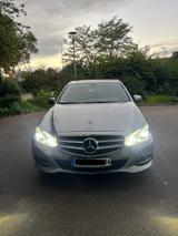 Mercedes-Benz E 220 BlueTEC BE Edition AVANTG. Autom. Edit... - Mercedes-Benz E 220: Beige