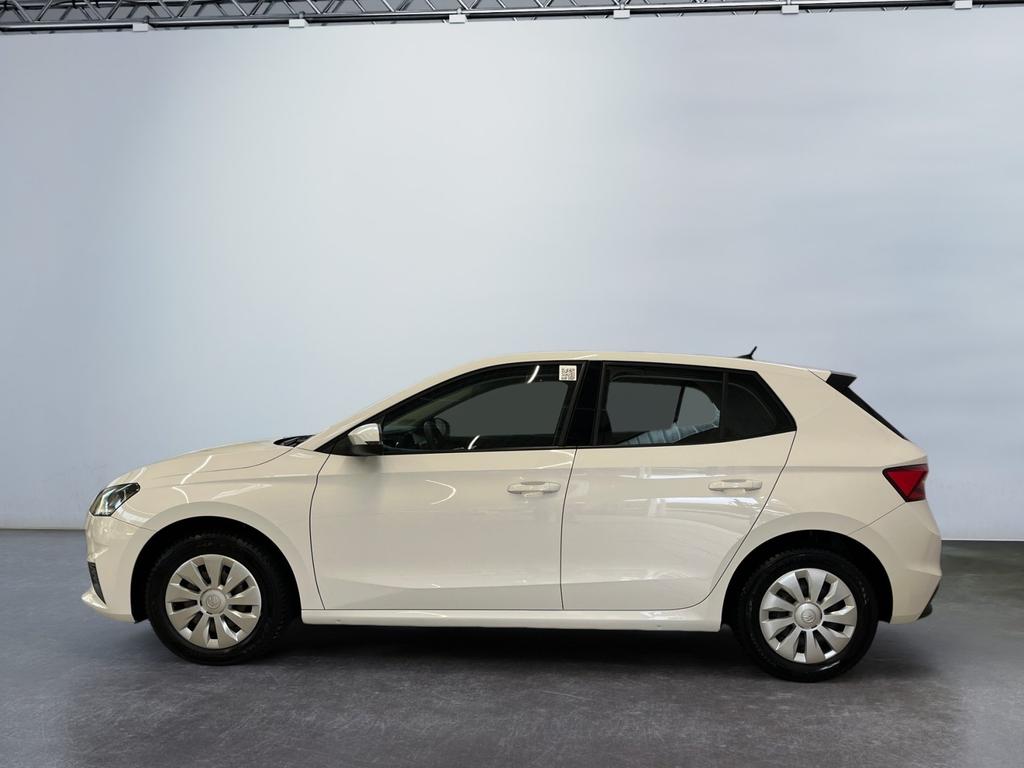 Skoda Fabia 2022 г. Белый, пробег 47540 км
