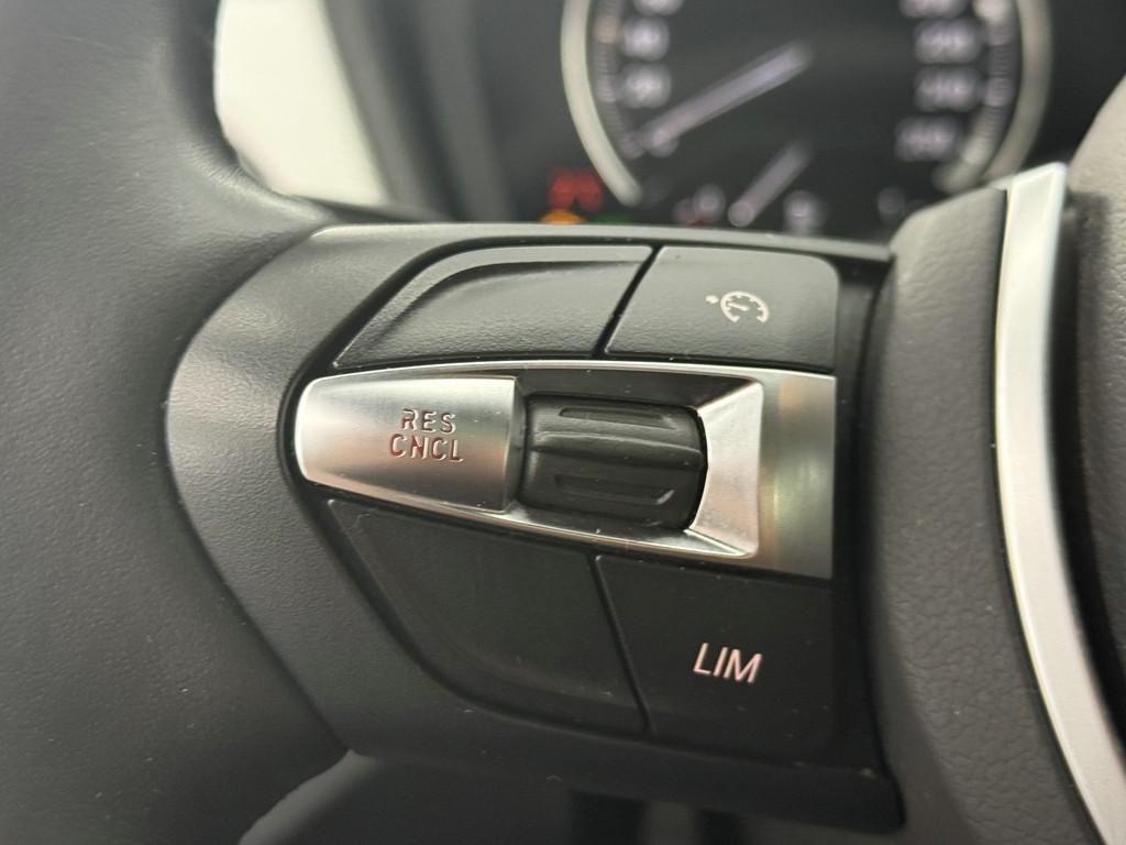 BMW X2 18iA sDrive M Sport, LED, Pano, HUD, Kamera