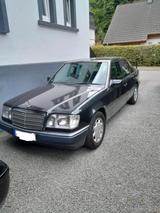 Mercedes-Benz 220E (W124)  Baujahr 1992 - Mercedes-Benz 220: W124