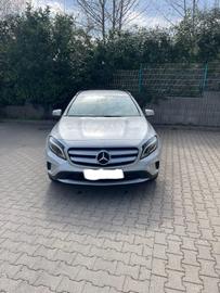 صورة 2 لـ 2014 Mercedes-BENZ GLA