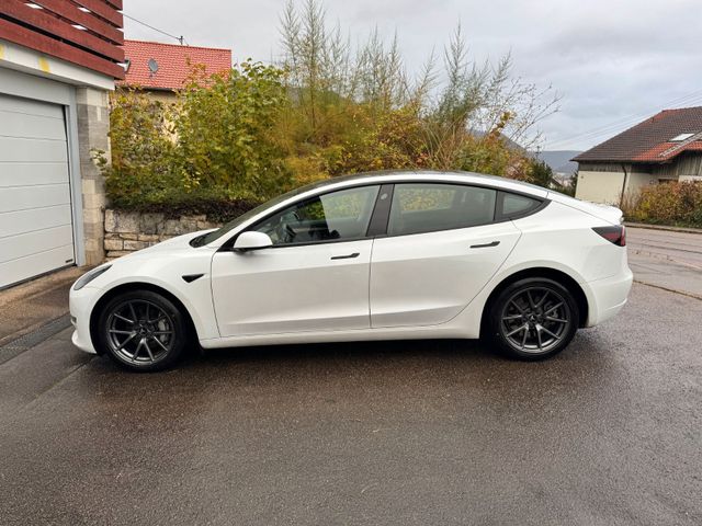 Tesla Model 3 LongRange Facelift - Garantie bis 2029