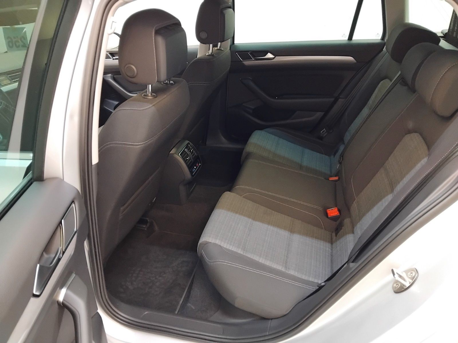 Vw Passat Variant (03/2021, Benzin)