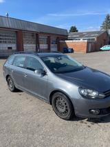 Volkswagen Golf 1.6 TDI Comfortline - Volkswagen Golf: TDI