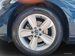 VW Passat Variant 2.0 TDI Business Sthzg Nav Ahk 17 VW Passat Variant 2.0 TDI Business Sthzg Nav Ahk 17