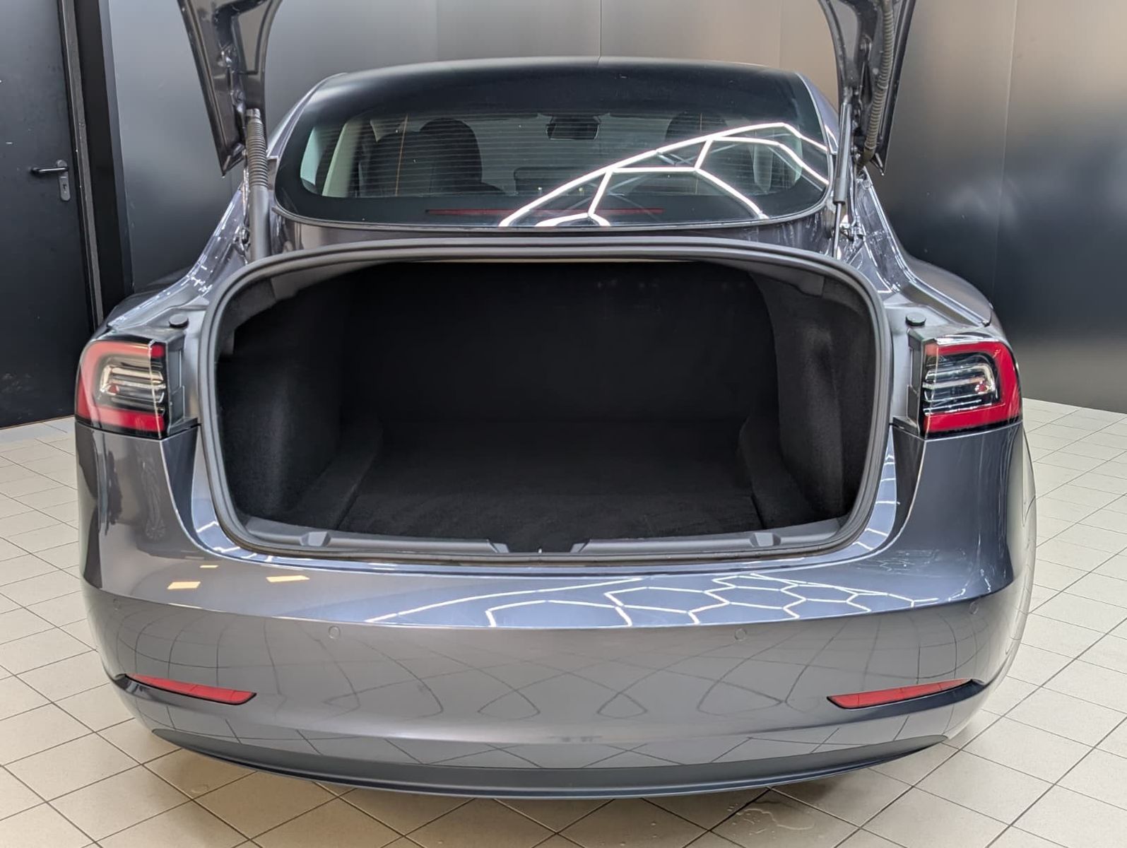Tesla Model 3 RWD PANO LED NAVI SHZ KAMERA ACC 18 foto 23