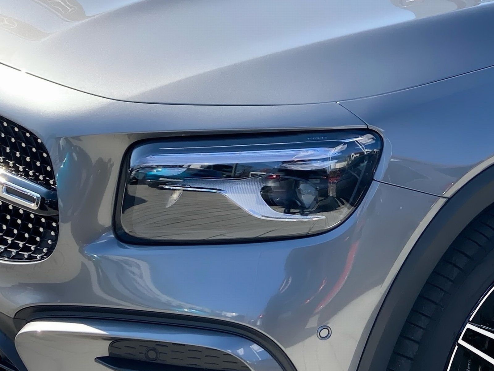 Fahrzeugabbildung Mercedes-Benz GLB 220 d 4M AMG*AHK*STDHZG*Leder*Burmester*Beam