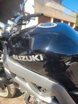 Suzuki SV 650 - SUZUKI 2002 SV650S