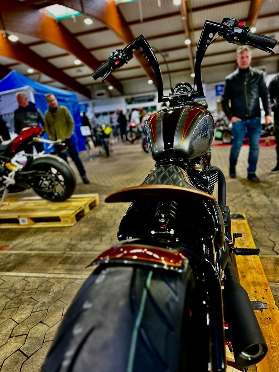 Fahrzeugabbildung Triumph Bonneville Bobber