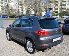 VW Tiguan 2.0 FSI Leder Navi Pano 18Zoll DSG AHK