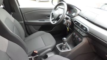 Dacia Sandero III Essential TCe 90 PS mit Klima Einpar