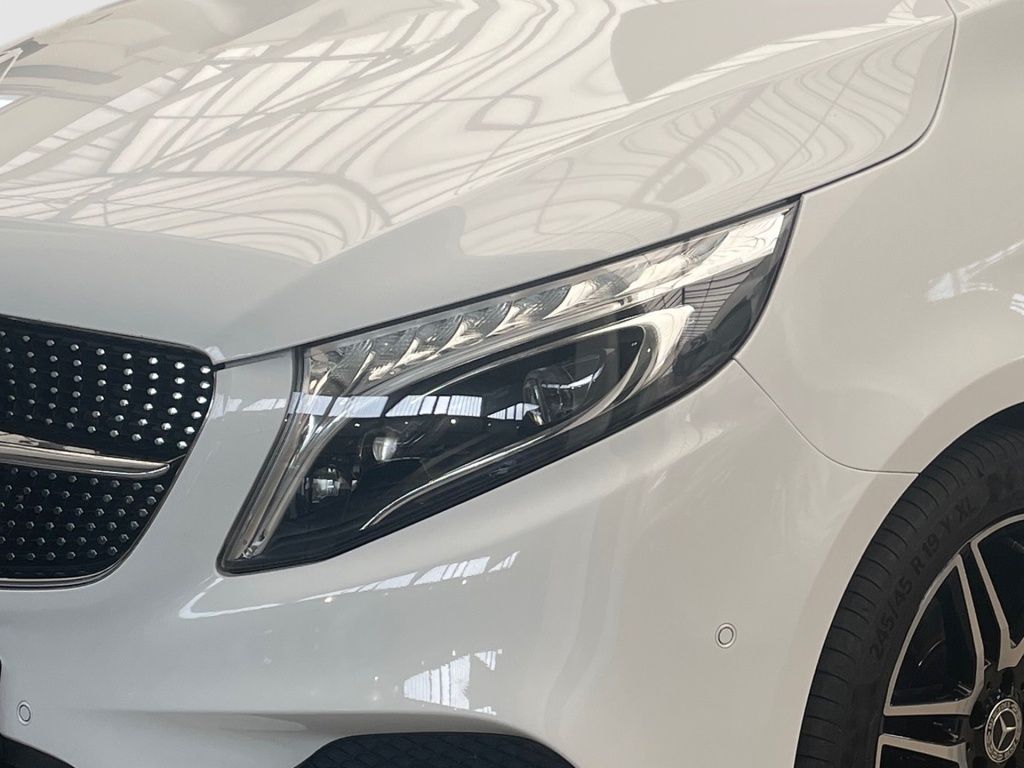Fahrzeugabbildung Mercedes-Benz V 250 ED/L AMG 7 Sitze DISTRONIC Standhg 2,5tAHK