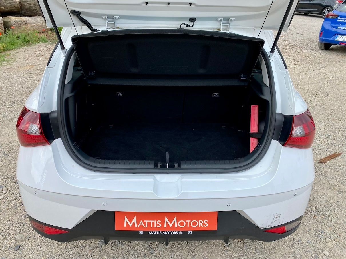 Fahrzeugabbildung Hyundai i20 1.0 KLIMA ALLWETTER ALU SHZ CARPLAY GRA