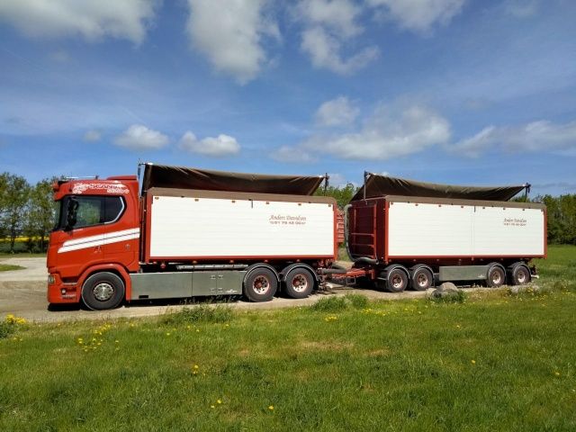 Inne Scania S 650 B6x2NB