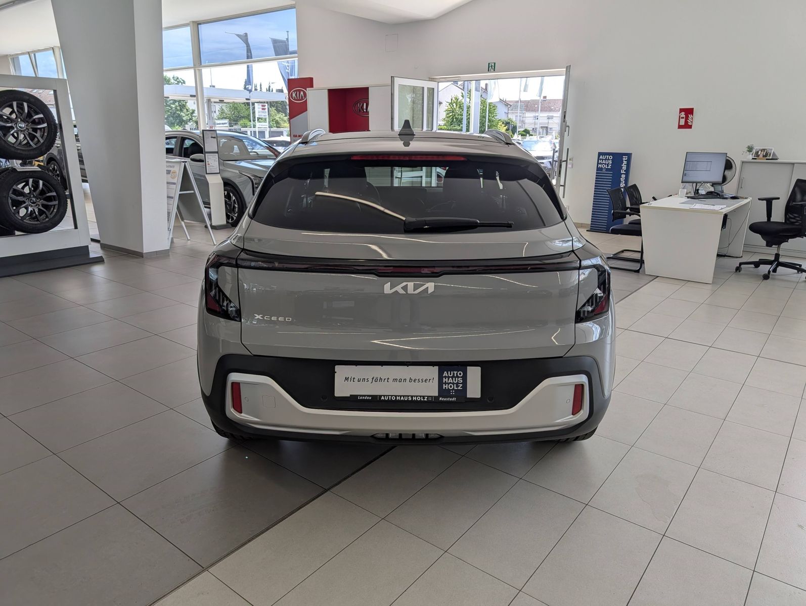 KIA XCeed 1.6 T-GDI 180 DCT Spirit Sitzpaket JBL – Bild 3