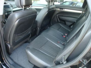 KIA Sorento - 10