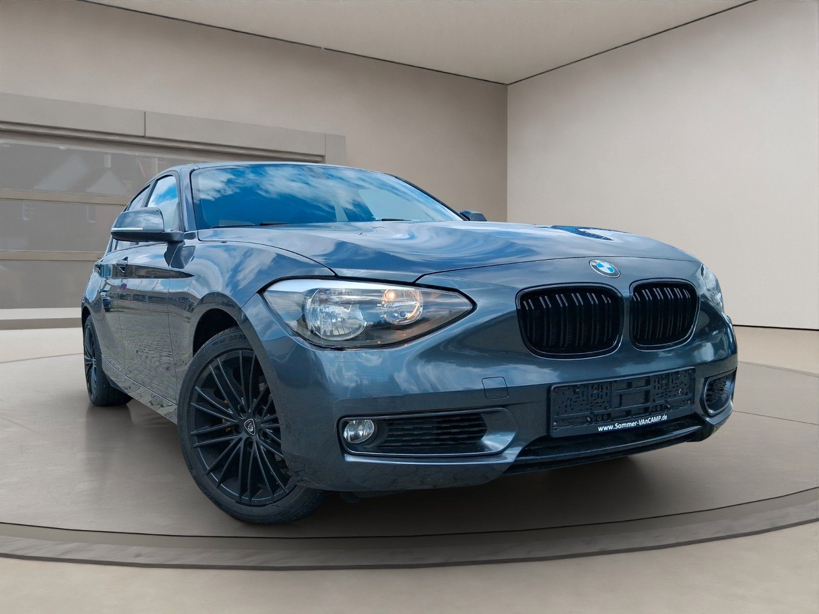 BMW 118
