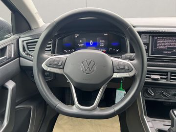 Volkswagen Taigo - 12