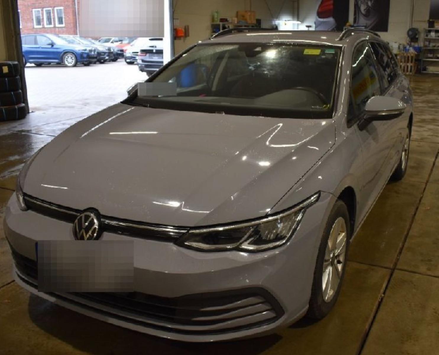 Volkswagen Golf VIII 2.0 TDI DSG Variant Life/11000netto