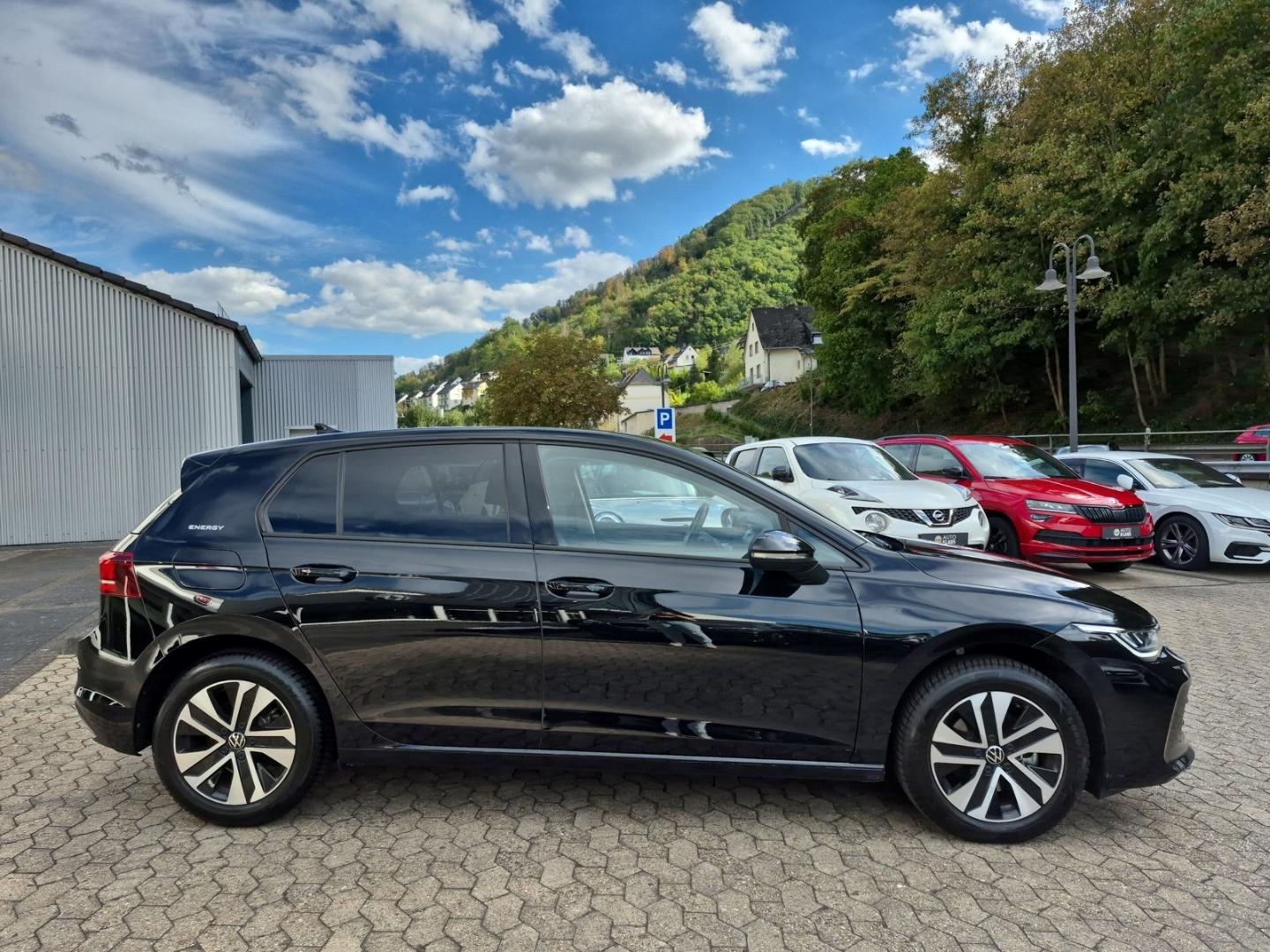 Volkswagen Golf VIII 1.5 eTSI DSG Energy Navi ACC SHZ, миниатюра 4